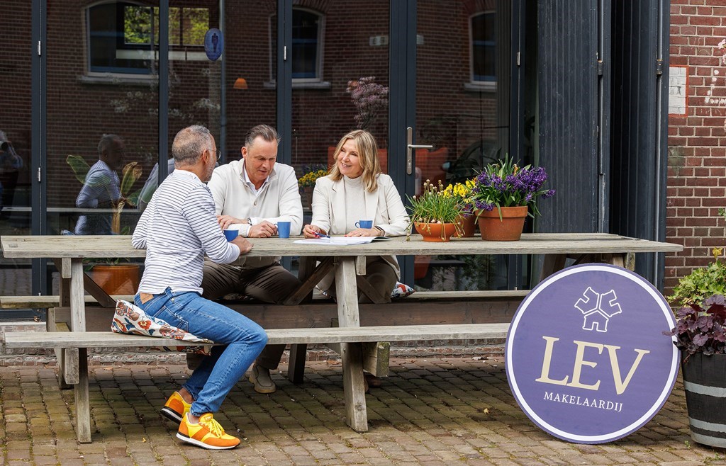 LEV Makelaardij: betrokken van A tot Z